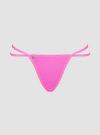 Obsessive Pinker String mit Ketten