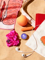 Lovehoney x Womanizer Life's a Peach Selfcare Set