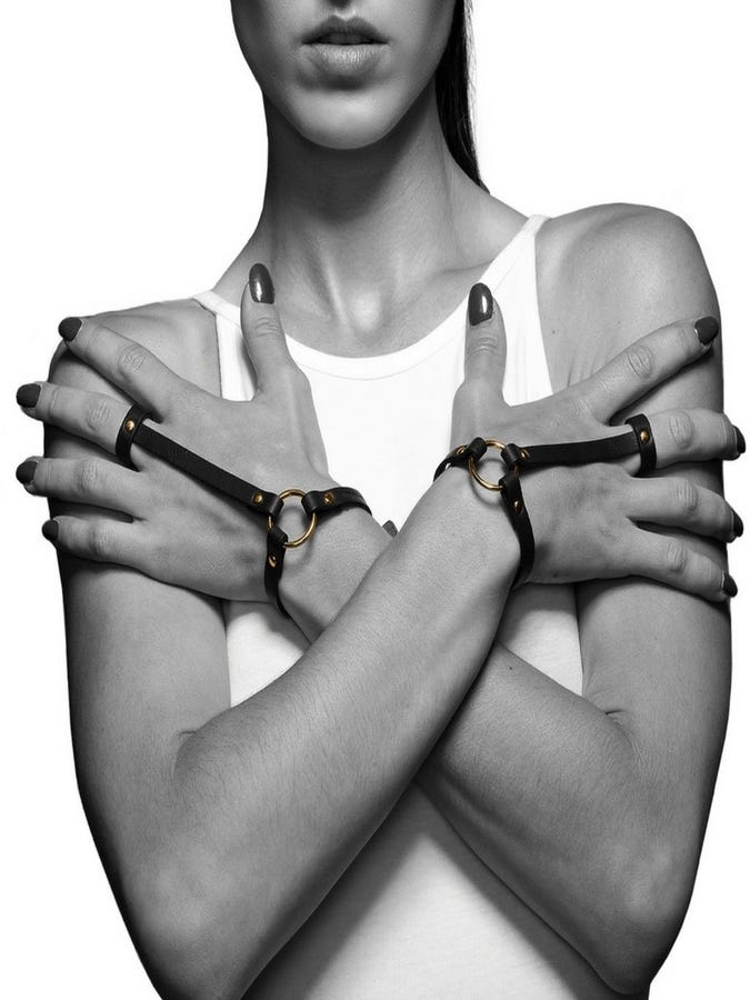 maze hand bracelet harness black amorana