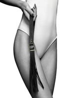 maze tassel flogger black amorana