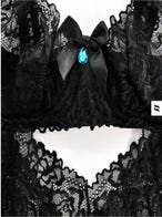Kyra Kollektion von Obsessive Spitze und Anhänger Detail Amorana